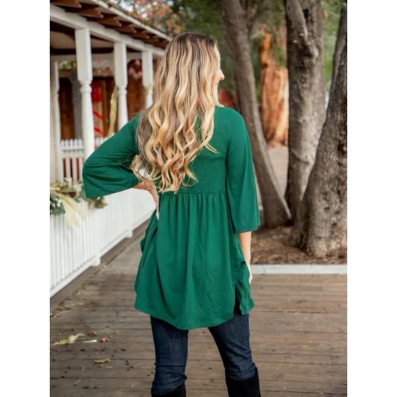 The Maren • Jade Green Button Cardigan - Picture 3 of 3